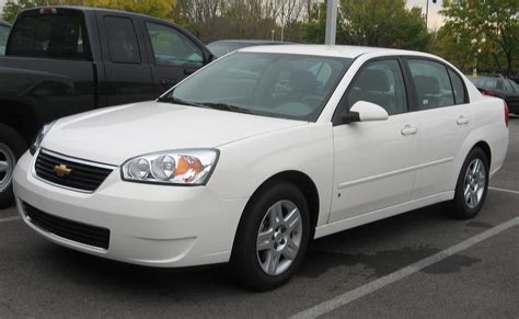 Under the hood, GM installed a choice of two engines with either a 3. . Chevy malibu wiki